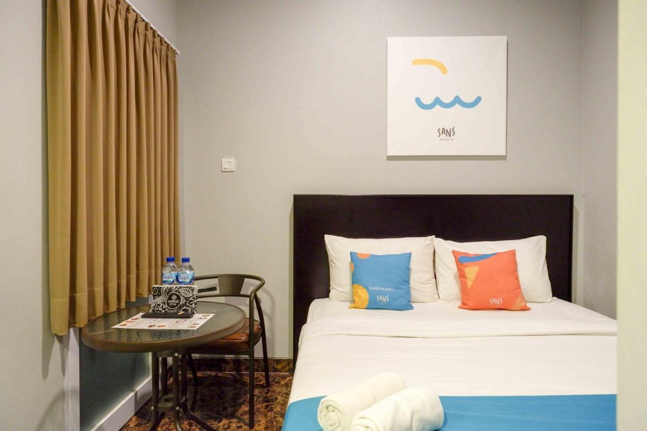 Sans Empress Simpang Lima Hotel Semarang