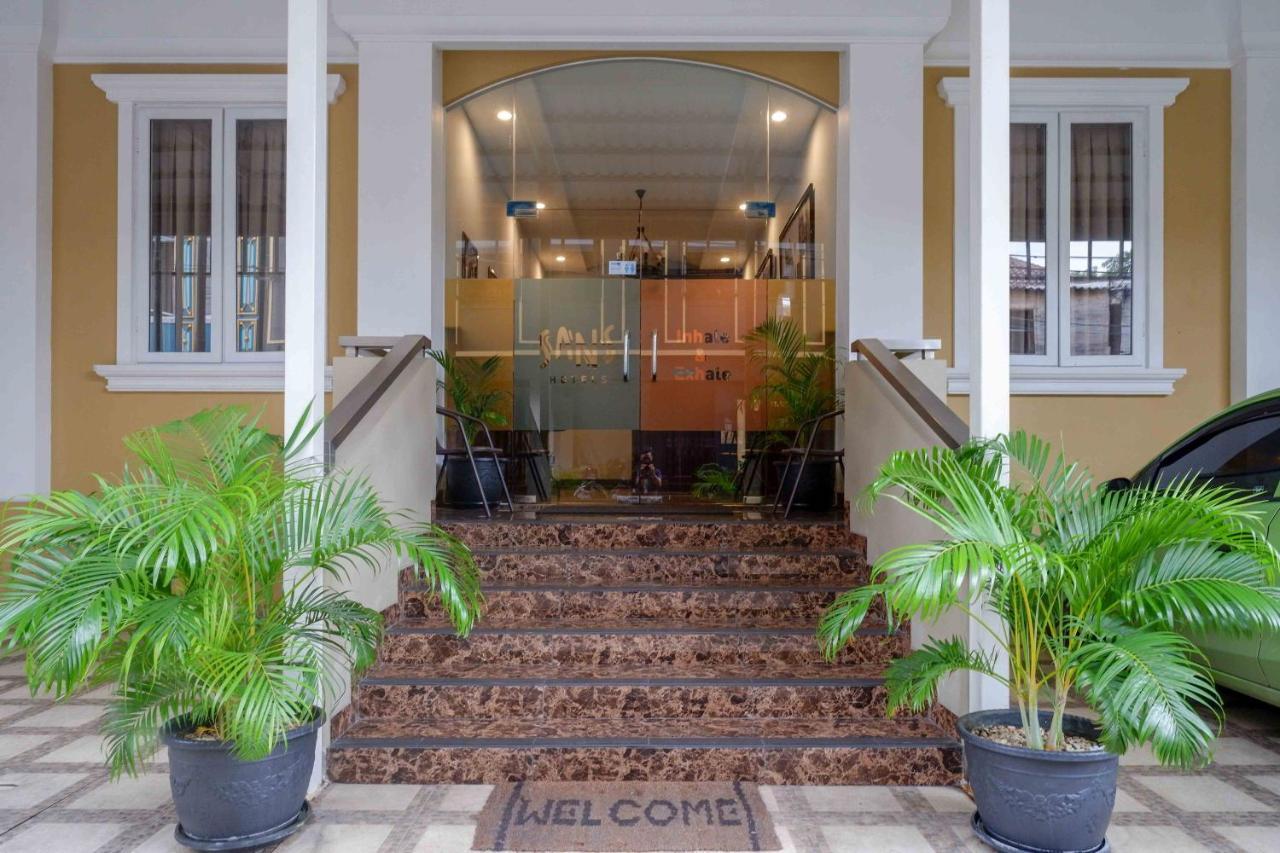Sans Empress Simpang Lima 3* Semarang